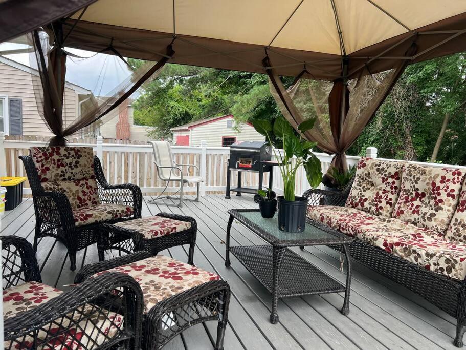 Cheerful 3-Bedroom 3Bath With Fire Pit And Patio Hampton Eksteriør billede